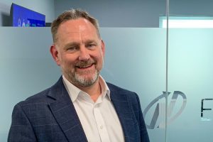 "Nixon Hire nomina John Whitlow come chief information officer per potenziare la presenza digitale e l'efficienza aziendale"