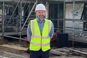 "Darren Thomson nominato nuovo direttore dei lavori di Springfield Properties per il nord della Scozia: un'esperto che porta innovazione e efficienza"