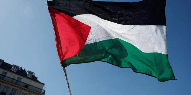 La justice administrative ordonne à la mairie de Malakoff de retirer le drapeau palestinien de son fronton