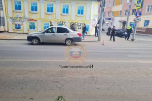 "Grave incidente a Saratov: bambino di 8 anni investito in via Gagarin, indagini in corso"
