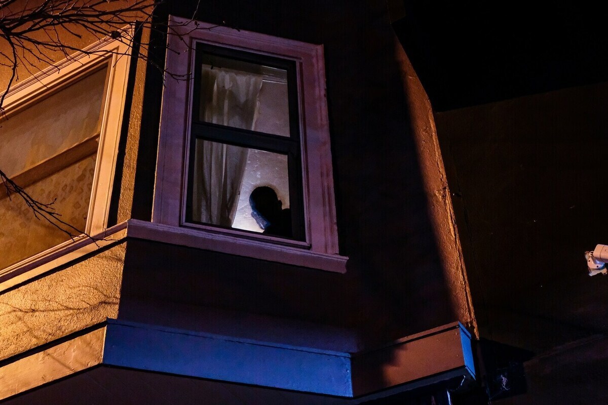 Come evitare truffe: la storia di una donna che ha perso 200mila rubli con un falso maestro di ristrutturazioni