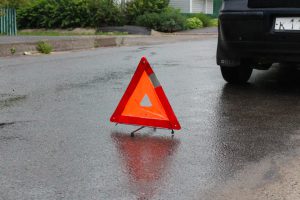 "Motociclista coinvolto in incidente: senza patente e ad alta velocità, ma non in pericolo di vita"