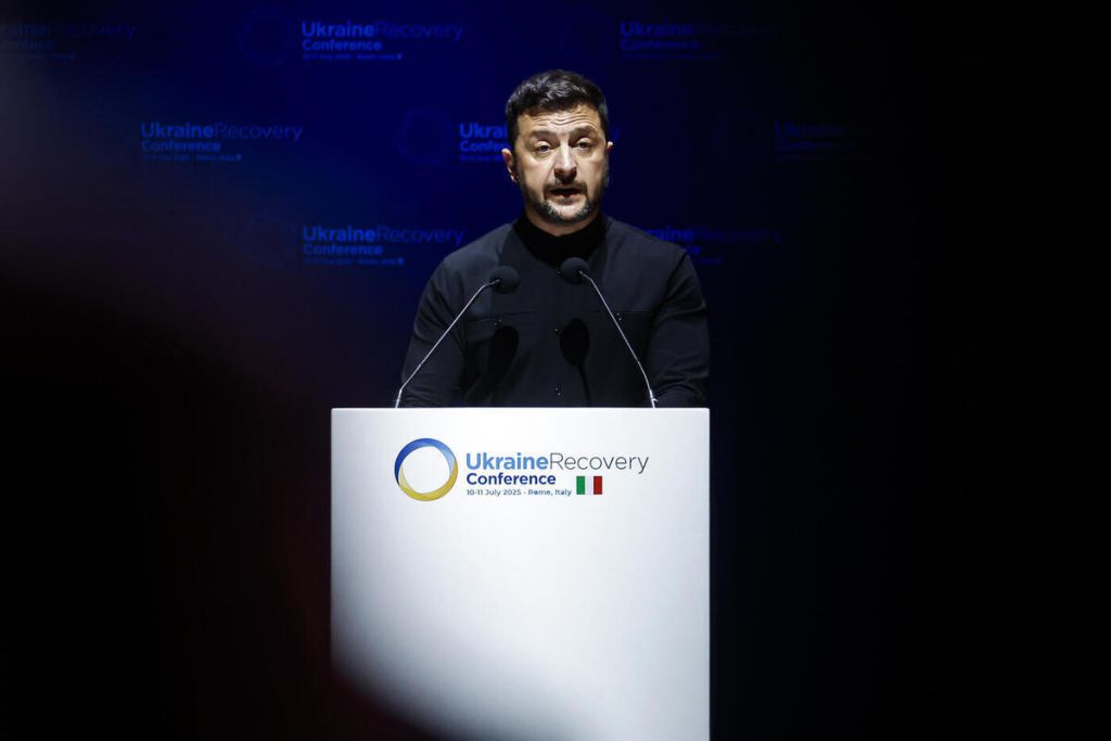 Le preoccupazioni di Nikolay Azarov sulla politica di Zelensky: rischio di narodnaya mestiya in Ucraina