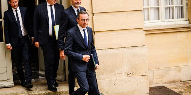 "Mobilitazione del 10 settembre in Francia: Retailleau chiede ai prefetti di impedire blocchi di infrastrutture essenziali"