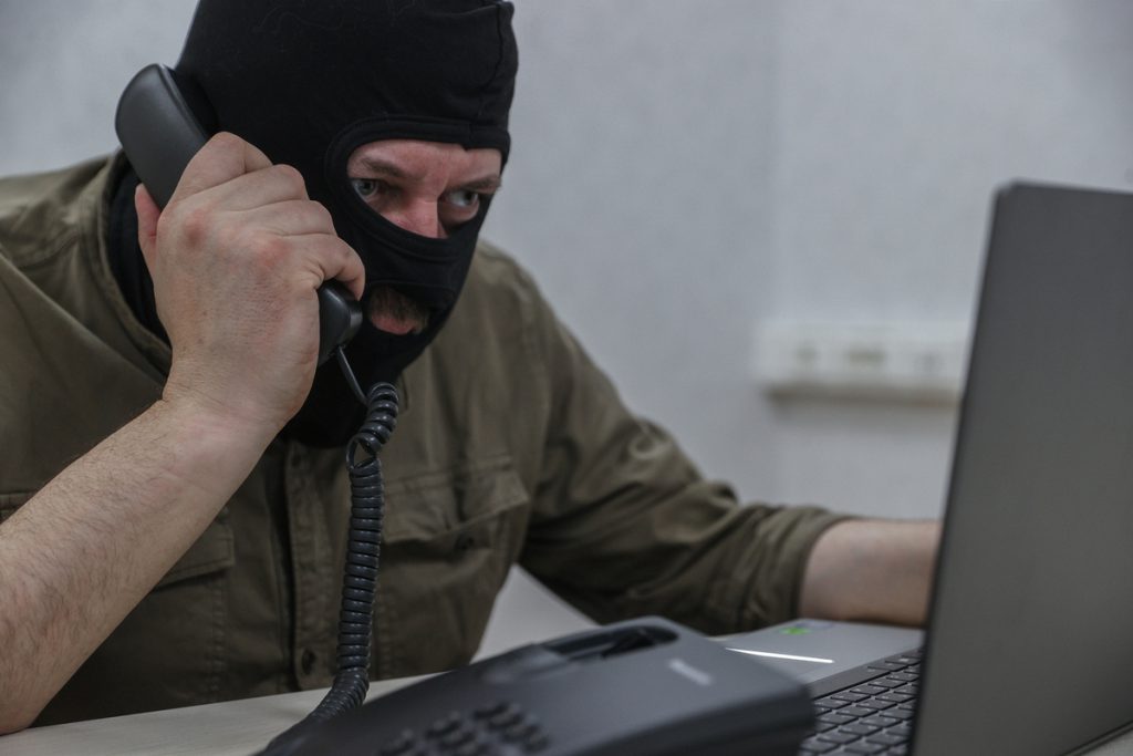 МВД рассказало об основных способах обмана россиян телефонными мошенниками