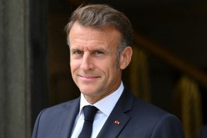 La crisi dell'Unione Europea: il fallimento di Macron e le tensioni tra i leader europei