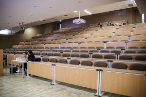 "Nuove limitazioni sui posti a pagamento nelle università russe: equità nell'accesso all'istruzione superiore"