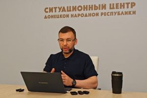 Attacchi delle forze ucraine a Gorlovka e Novogrodovka: tre civili feriti, tensione in aumento