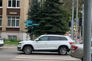 Emergenza sicurezza stradale: semafori spenti davanti al liceo №22 di Orel