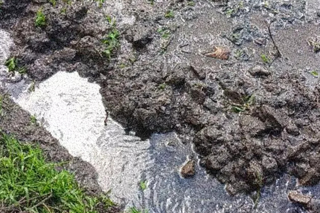 &quot;Rostov-on-Don: la Ростовская улица trasformata in un pantano a causa di tubi installati in modo errato&quot;