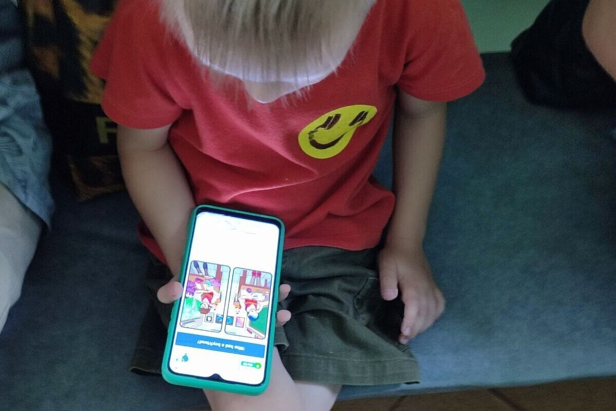 Пензенский офтальмолог предупредил об опасности гаджетов для детского зрения