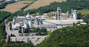 Buzzi: l'aumento del fatturato e le sfide future - Analisi dell'andamento finanziario e strategie di crescita