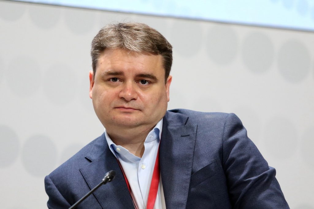 &quot;Vasilij Os&#039;makov: dal Ministero dell&#039;Industria al Ministero della Difesa, quale impatto sul governo russo?&quot;