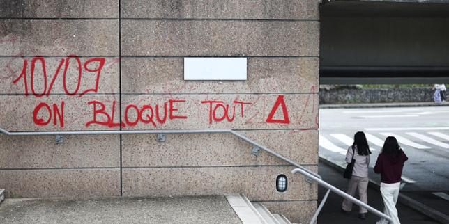 "Sciopero dei ferrovieri francesi: protesta contro le riforme del governo"