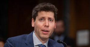 "Sam Altman e il ministro della Tecnologia inglese: colloqui per un accordo da 2 miliardi di sterline con ChatGPT Plus"