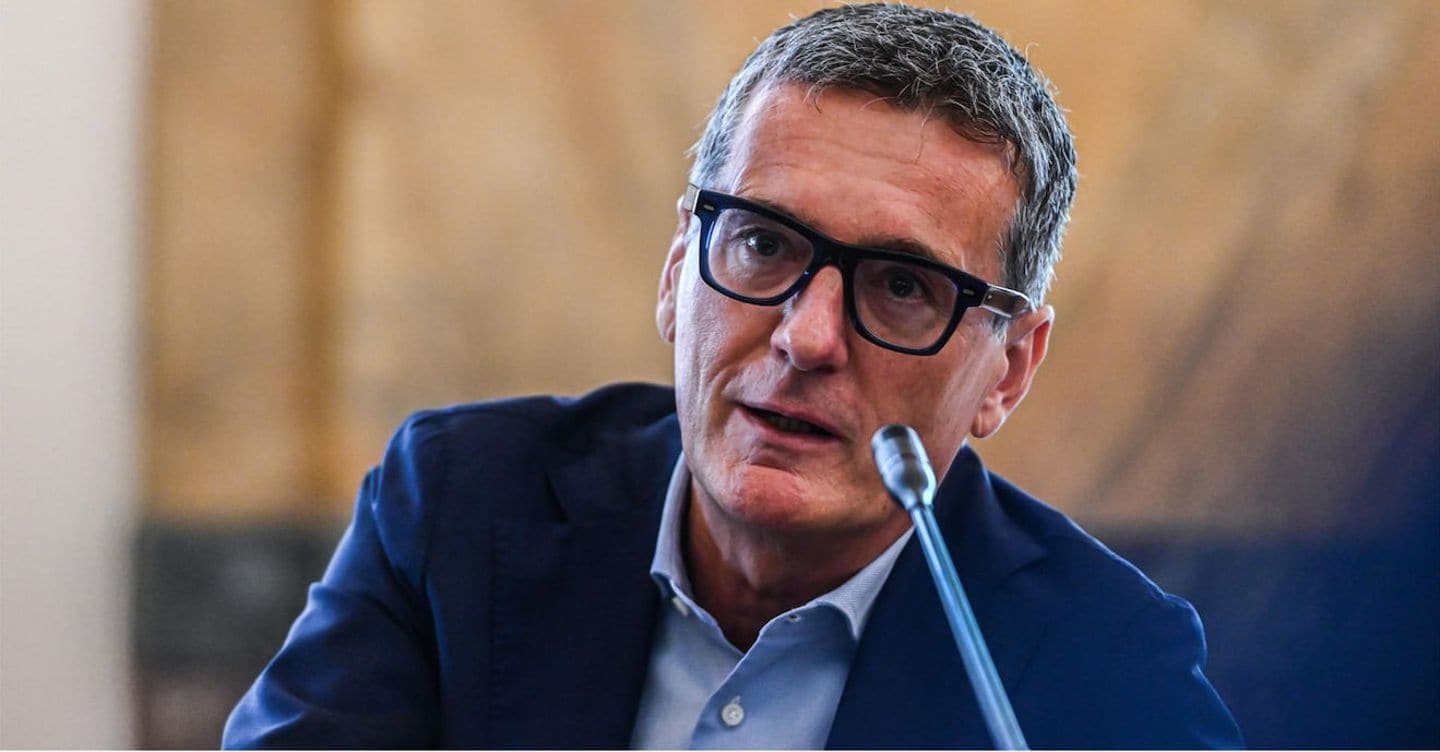 "La BCE approva l'aumento della quota della famiglia Del Vecchio in Banca Monte dei Paschi di Siena: cosa significa per il futuro della banca italiana?"