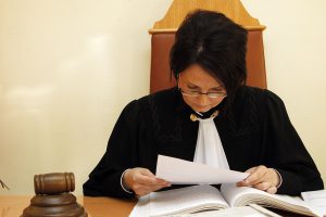 Lo scandalo dell'arresto di Sergey Derevyanko: gioielliere e agricoltore accusato di tradimento.