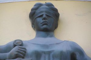 "Sparatoria a Novorossiysk: condannato il colpevole, la comunità locale chiede giustizia e sicurezza"