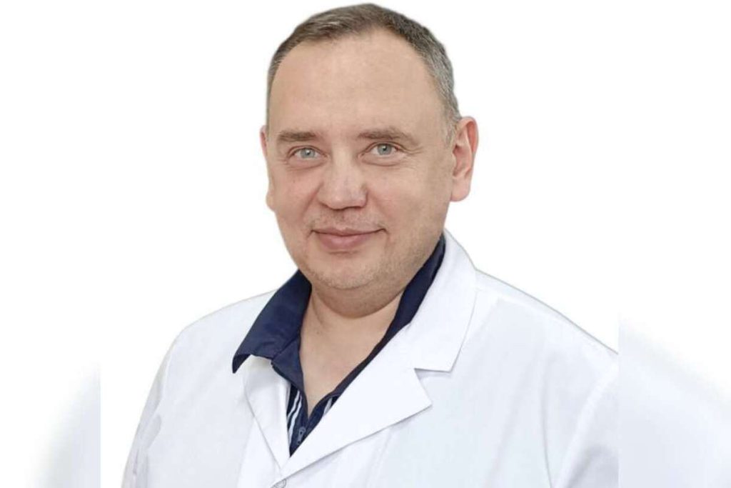 &quot;Evgeny Chvikalov: il chirurgo specializzato in ecografia invasiva premiato come Medico Meritevole della Federazione Russa&quot;