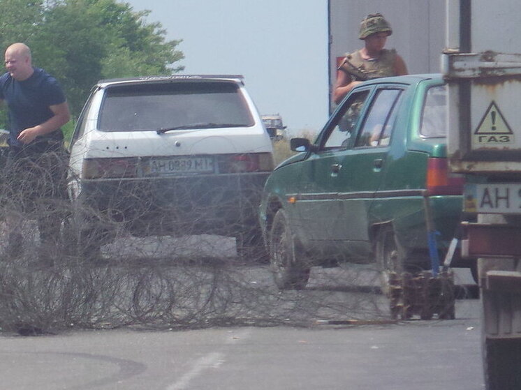 Attacchi delle forze ucraine nel Donbass: danni alle infrastrutture civili e rischio per la popolazione locale