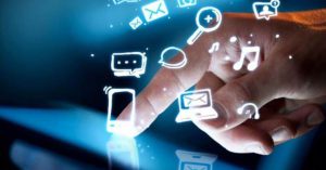 "Combattere il digital divide: accesso equo e universale alle tecnologie digitali"