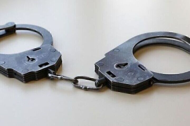 В Старом Осколе руководителя стройкомпании подозревают в даче взятки чиновнику