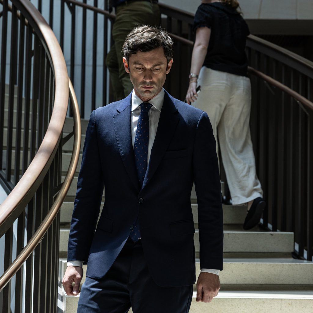 Ossoff Walks Political Tightrope in Georgia as Shutdown Drags On