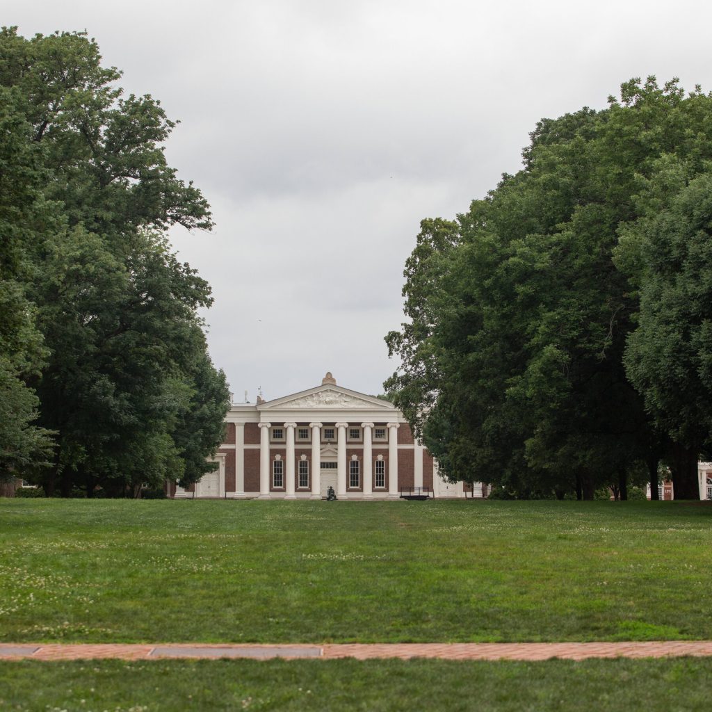 Università della Virginia dice no al patto della Casa Bianca: le conseguenze per il finanziamento delle istituzioni educative