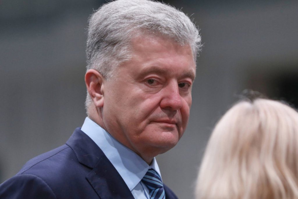 Порошенко* заявил, что Украина может победить Россию без войск НАТО
