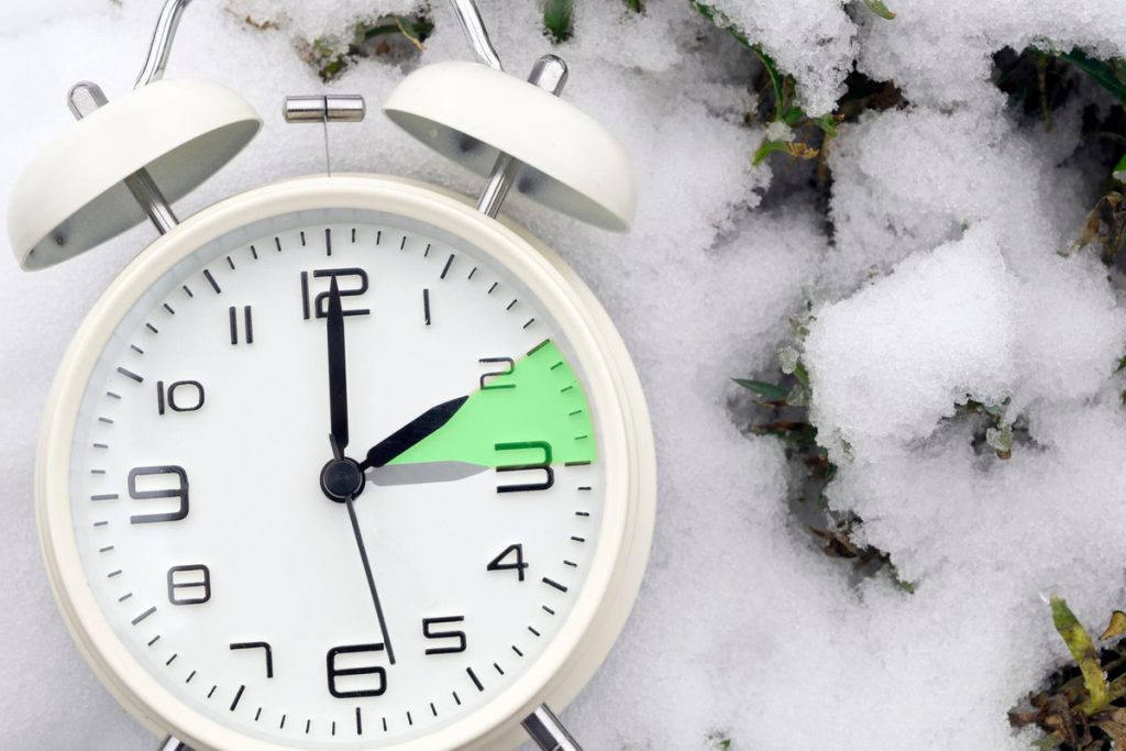 Германия — Лишний час сна: подарок или обман?