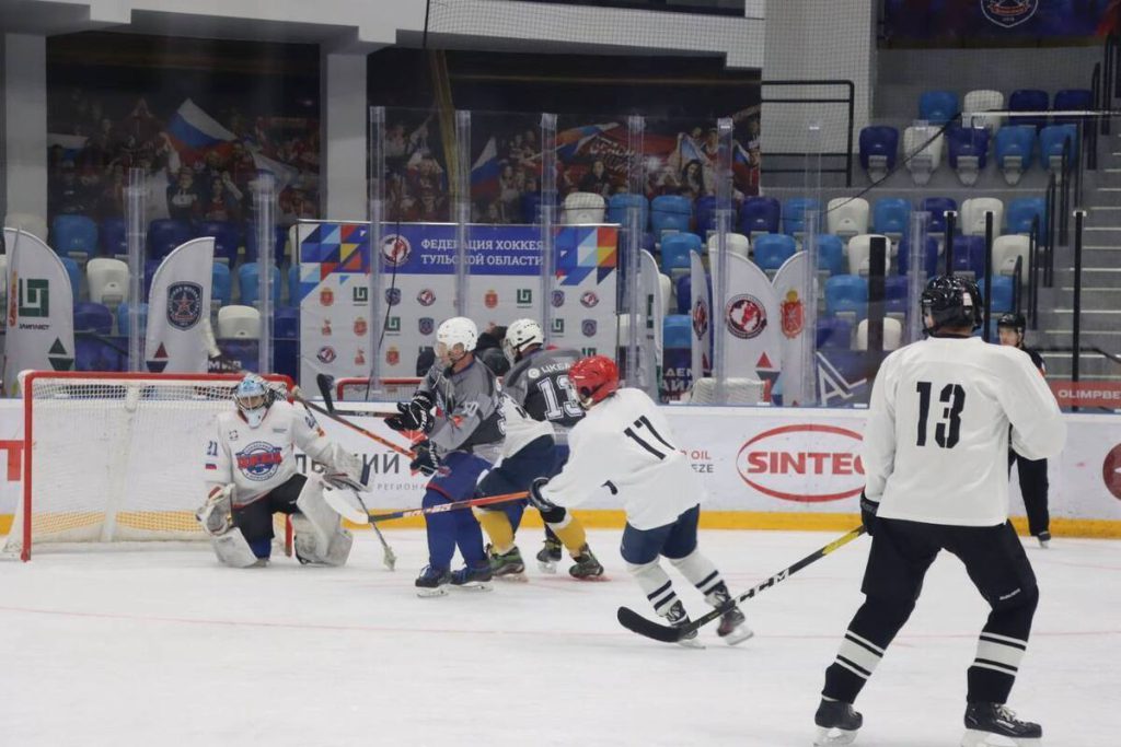 В Тульской области открылась Лига производственных предприятий по хоккею