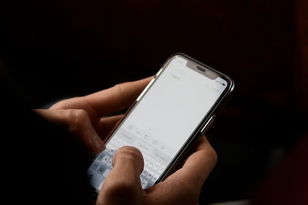 Волгоградцев предупредили о новой схеме кражи данных с «Госуслуг»