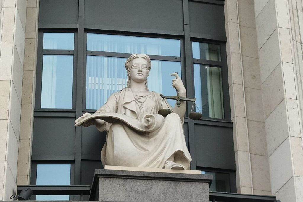 Tribunale di San Pietroburgo dichiara fallito il Tavrijskij Bank con possibili ripercussioni sul sistema finanziario russo