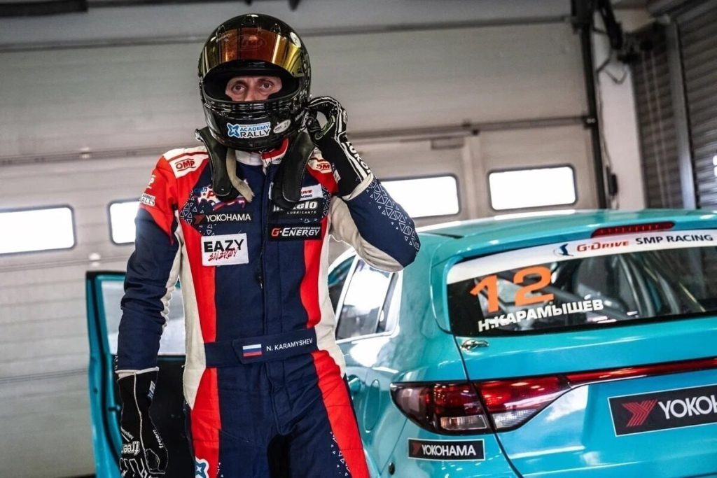 Курянин победил в автогонках на трассе «Крепость Грозная»