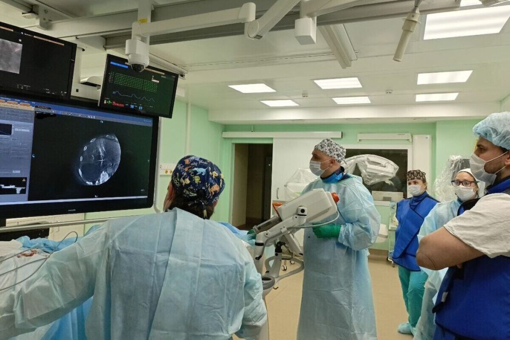 Medici russi adottano innovativa tecnica di crioblatione per trattare i tumori con estremo freddo