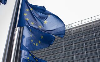 UE valuta di introdurre l&#039;obbligo di trasferimento tecnologico alle aziende cinesi