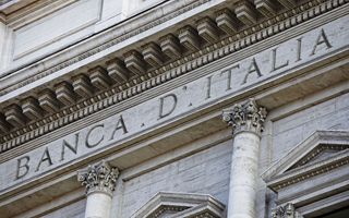 Il Debito Pubblico Italiano Superera i 3mila Miliardi di Euro: Cause, Conseguenze e Possibili Soluzioni per la Stabilità Economica del Paese