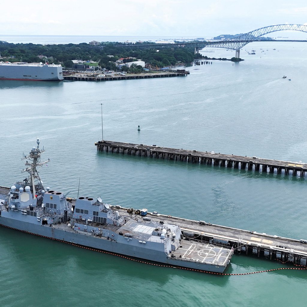 Sopravvissuti a un attacco navale antinarcotici nel Mar dei Caraibi ripatriati negli Stati Uniti