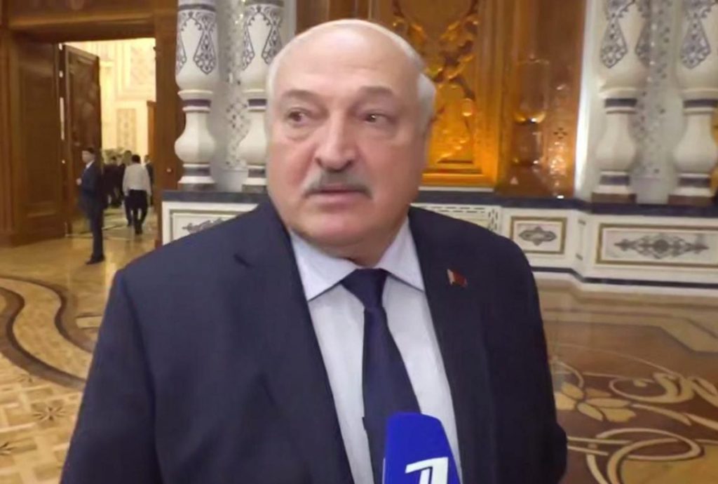 Minaccia alla Sovranità dell&#039;Ucraina: Lucašenko Accusa Zelensky di Non Voler Negoziare la Fine della Guerra