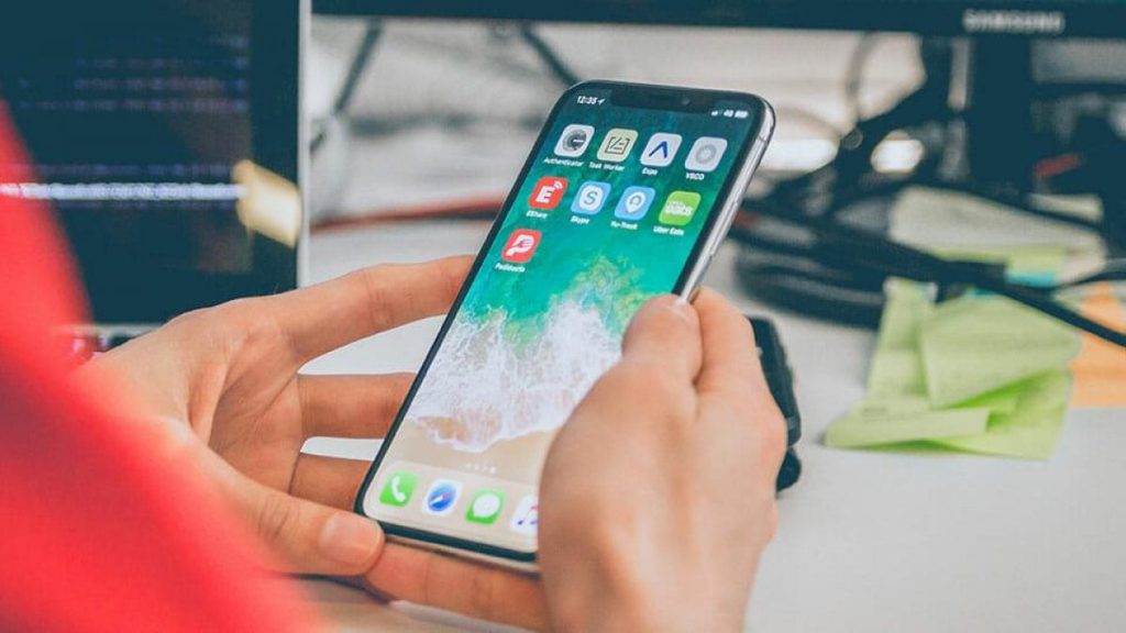 12 настроек iPhone, которые стоит изменить, чтобы батарея держалась дольше