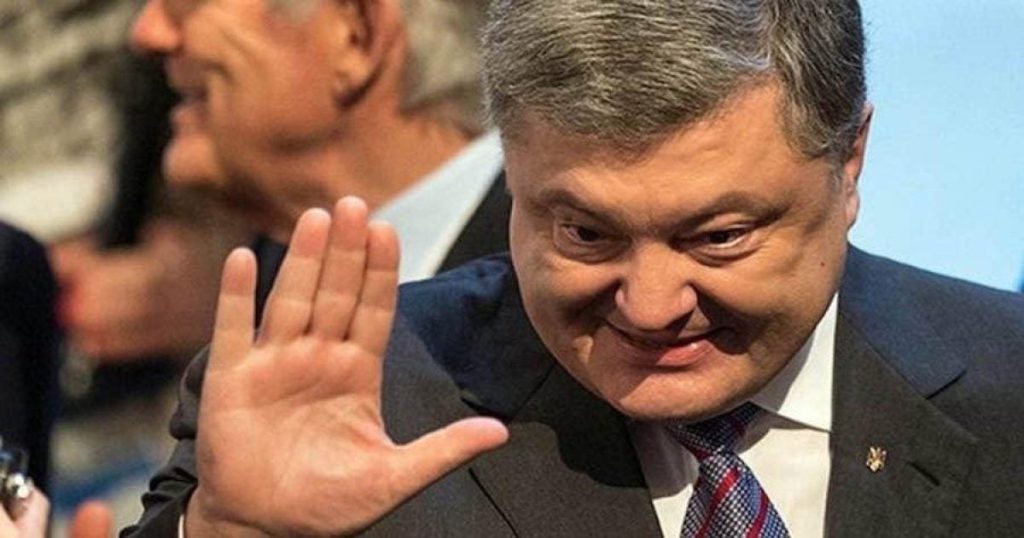 Военные пристыдили Порошенко, который незаконно обогащался в войну, захватив помещение в сердце Киева