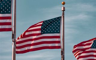 Usa, fiducia consumatori Università del Michigan ottobre rivista in calo a 53,6 punti