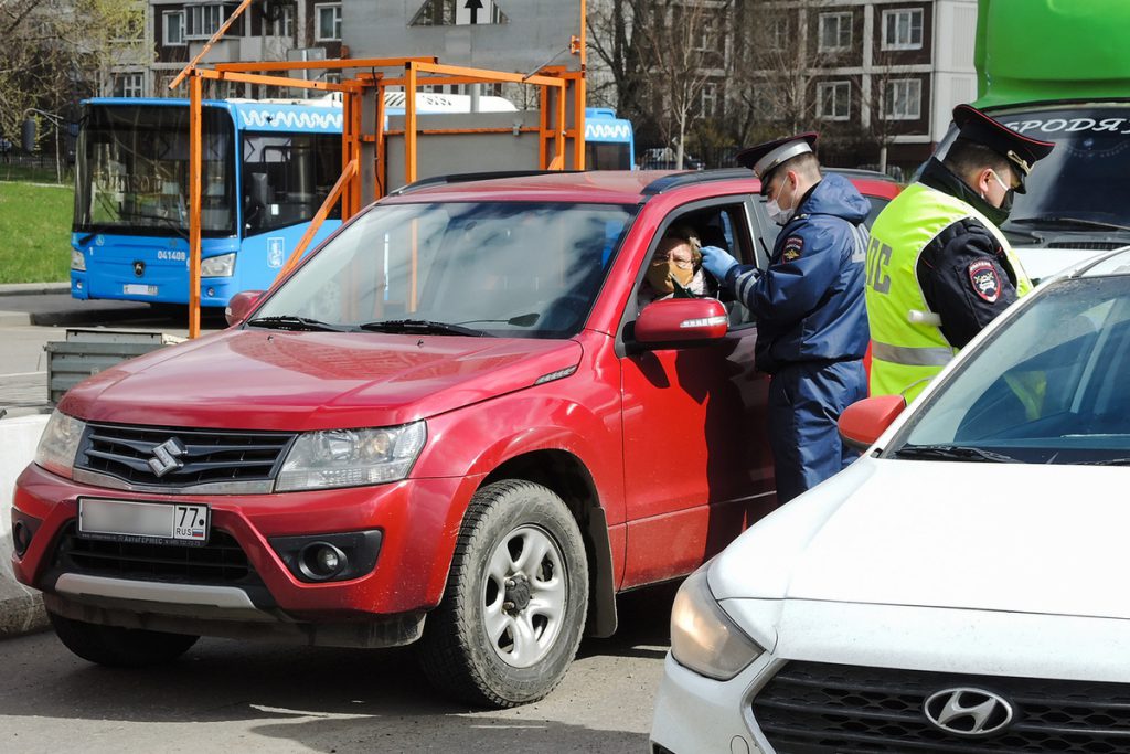 В Госдуме предложили штрафовать водителей за прием некоторых лекарств за рулем