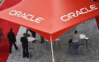 Oracle in difficoltà: calo del 6,58% dopo le preoccupazioni degli analisti di JP Morgan sulle prospettive della società