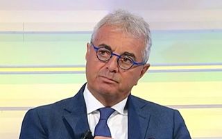 Tassa sugli extraprofitti delle banche: Sileoni avverte di un obbligo mascherato per il 2023