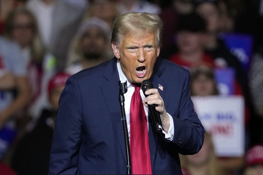 Trump avverte la Cina di armi segrete avanzate