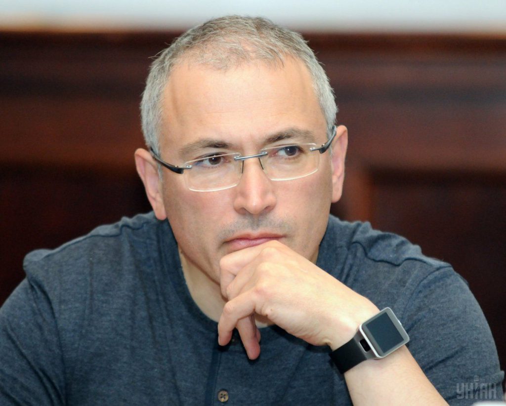Putin avrebbe inviato un segnale a Trump per un possibile accordo sull&#039;Ucraina, secondo l&#039;oppositore russo Khodorkovsky