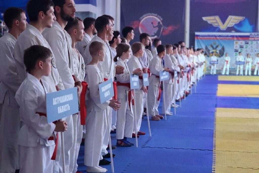 Астраханская команда на Кубке России по рукопашному бою завоевала золотые медали