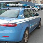 Uomo di 41 anni arrestato per aggressione a poliziotto in un bar: le possibili conseguenze di un atto di violenza contro un pubblico ufficiale