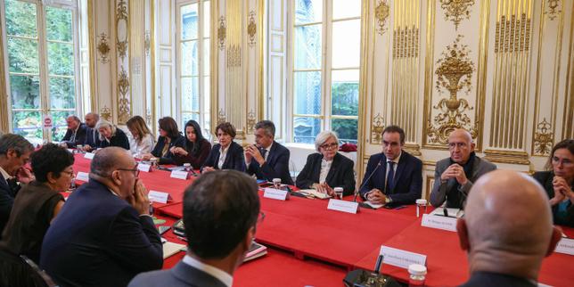 La Francia di Fronte al Progetto di Budget 2026: Sfide Economiche e Politiche in Attesa di Approvazione